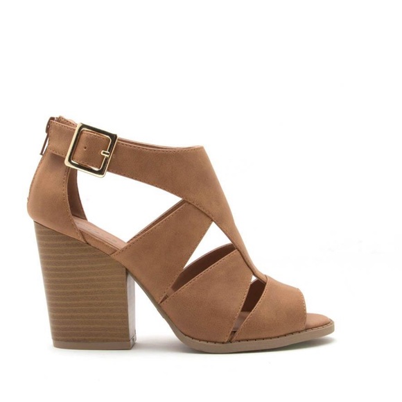 Camel Strappy Sandal - Picture 3 of 6